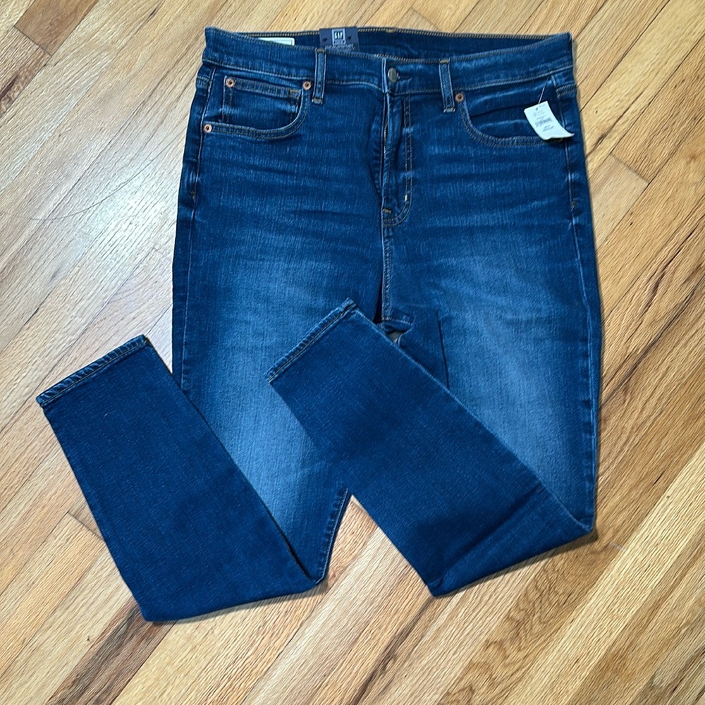 Gap Women's Dark Blue High-Rise Skinny Jeans